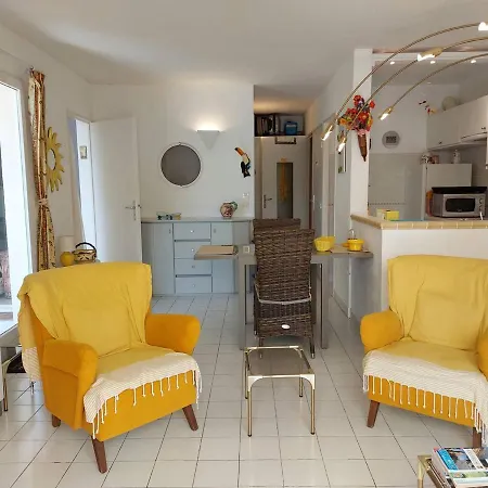 Appartement Avec Jardin Privatif, Piscines, Activites Ete, Animaux Acceptes - 83380 Roquebrune-sur-argens - Fr-1-768-7 Les Issambres