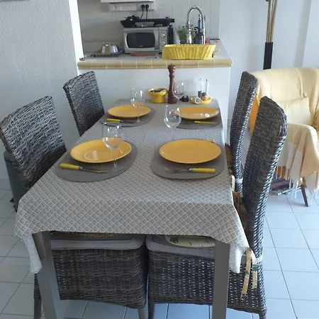 Avec Jardin Privatif, Piscines, Activites Ete, Animaux Acceptes - 83380 Roquebrune-sur-argens - Fr-1-768-7 *